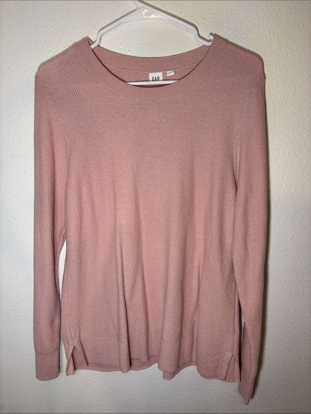 GAP Blush Pink Crewneck Lightweight Knit Top